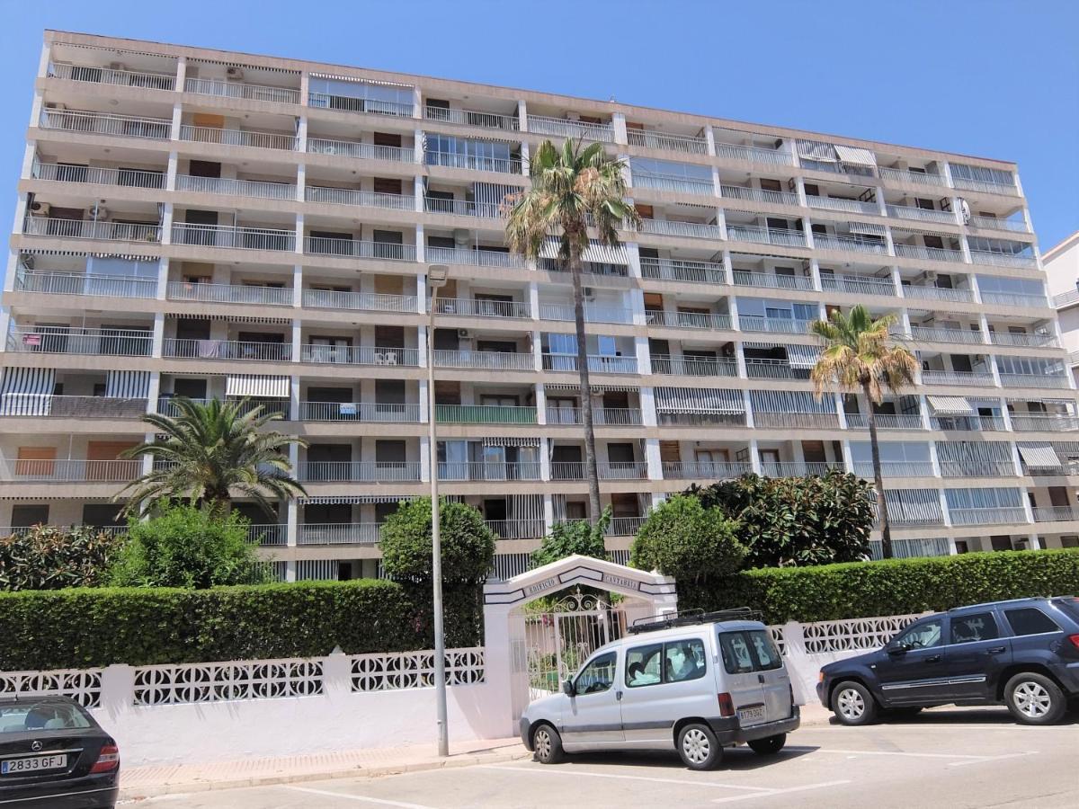 Cantabria 23, 6-66 * Playa de Gandia